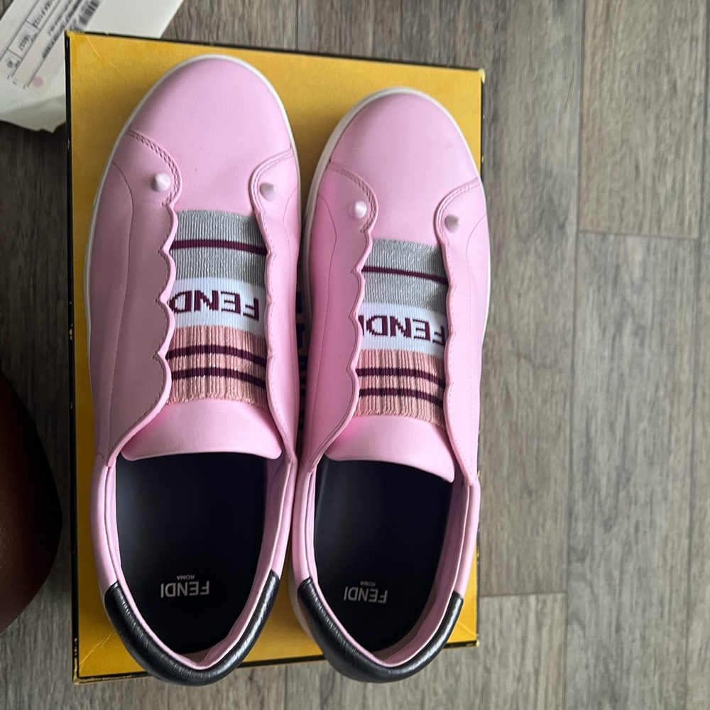 Fendi Women's Pink and Gray Sneakers - Picture 3 of 6